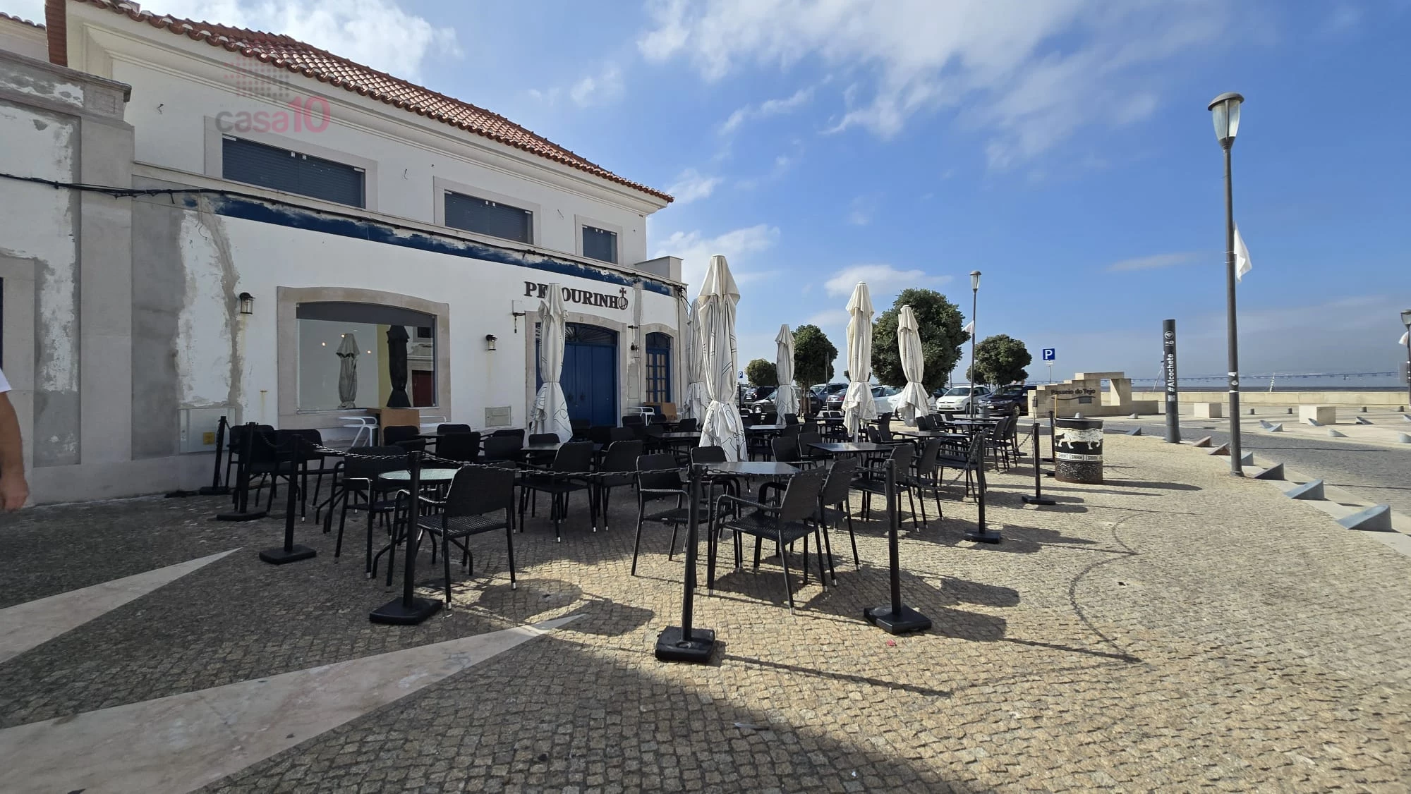 LEASE WITH TRANSFER OF COMMERCIAL SPACE IN ALCOCHETE